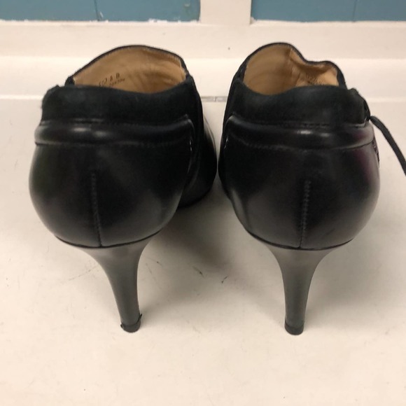 Cole Haan women’s size 8 B leather booties heels - Picture 4 of 6